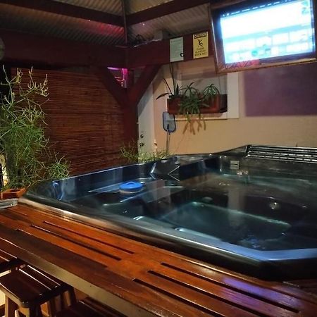 Tampa Bay Beautiful Apartment And Private Jacuzzi Luaran gambar
